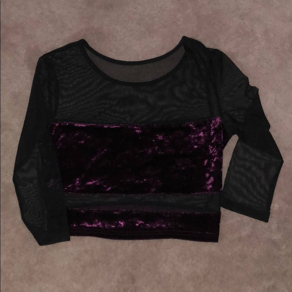 Sparkle & Fade black and burgundy crop top